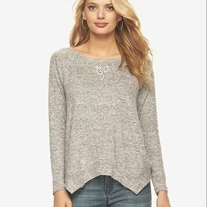 Sale💌 Juicy Couture 🖤 soft sweater with crystal triangle embellishments